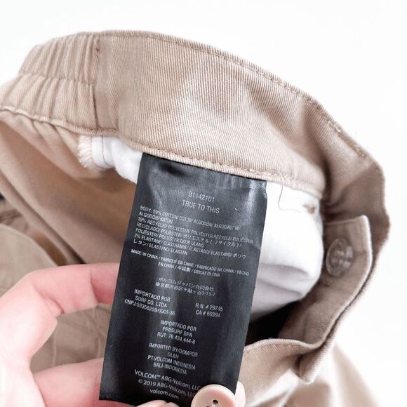 Volcom Mens Trouser Pants Pleated Stretch Waist Straight Leg Casual Tan Size 31 - Picture 3 of 8